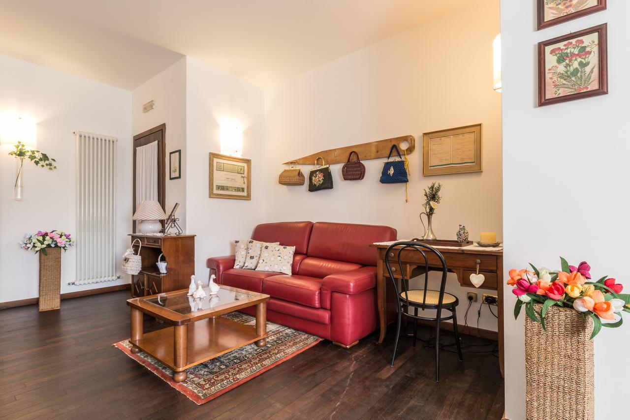 Casa Bibi Villa Cartiera Reali Bagian luar foto